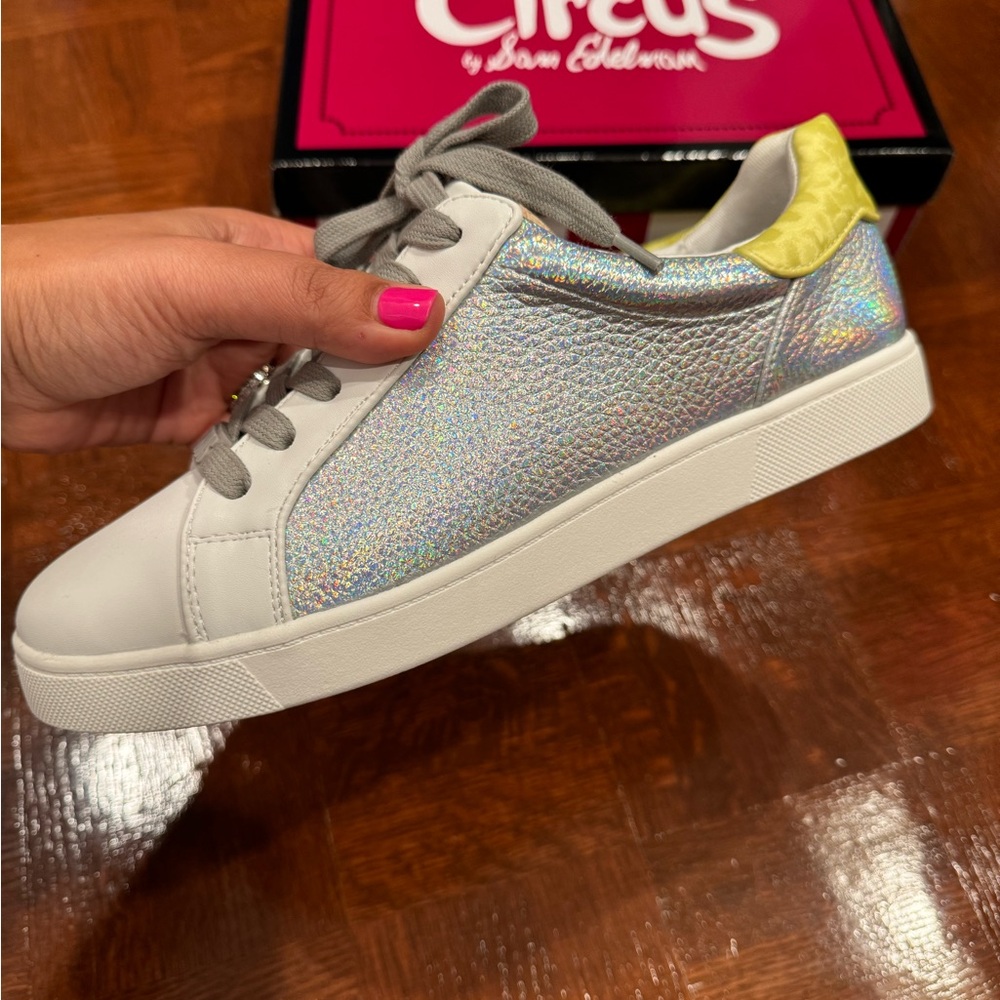 Sam Edelman white & iridescent sneakers Size 9.5 Grey laces Never worn Brand new